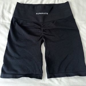 Alphalete Amplify Shorts 6.5 inch XXL in black